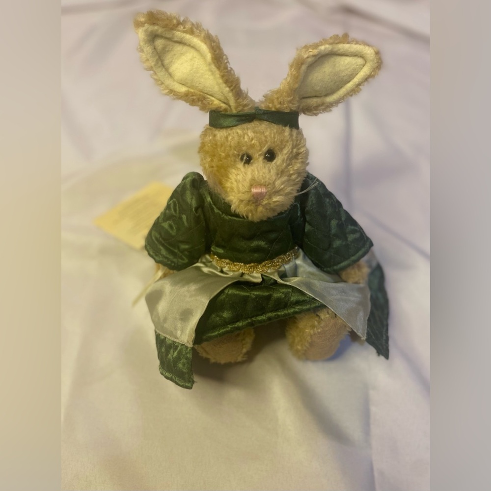 Boyd’s Plush Emily Rabbit Spring NWT.. HAS A STAIN